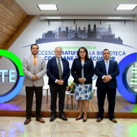 Dr. Daniel Simancas, Dr. Gerard Urrútia, Dra. Verónica Guerra, Sr. Christian Novoa